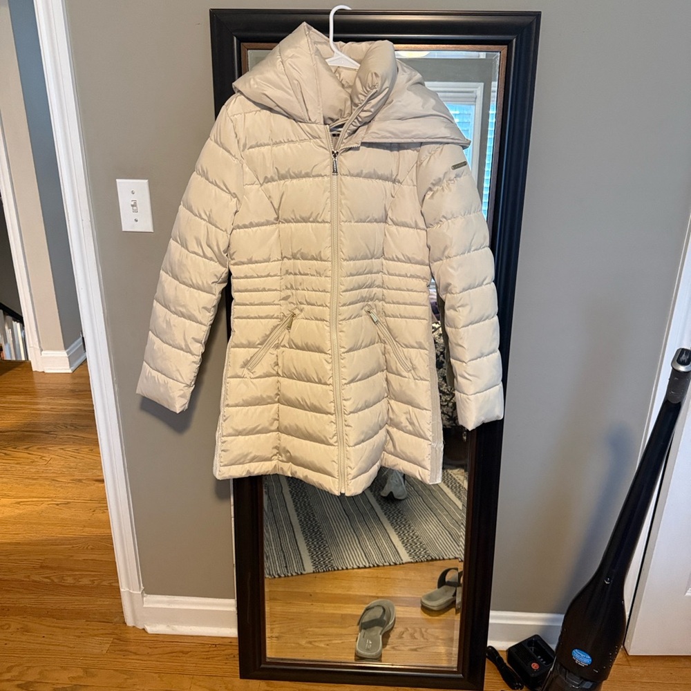 Laundry By Shelli Segal Beige Puffer Jacket